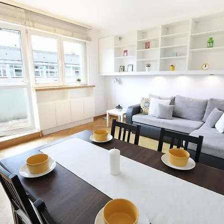 Bright And Charming- Golden Apartments- Old Town *