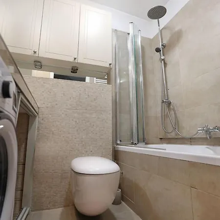 Bright And Charming- Golden Apartments- Old Town